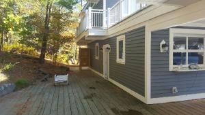 painting contractor Muskoka before and after photo 1674833991110_unnamed